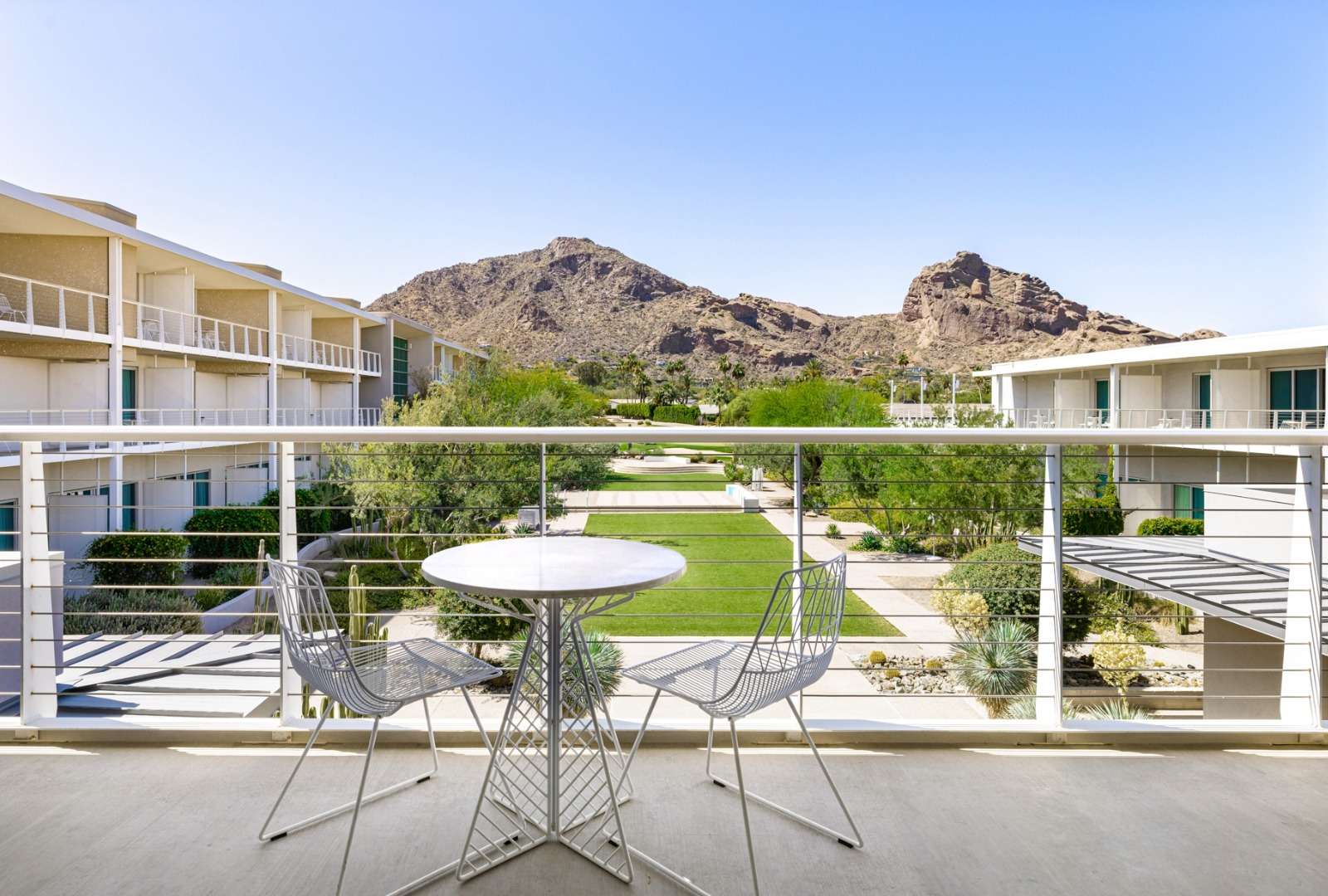 Mountain Premium Guestroom Balcony View